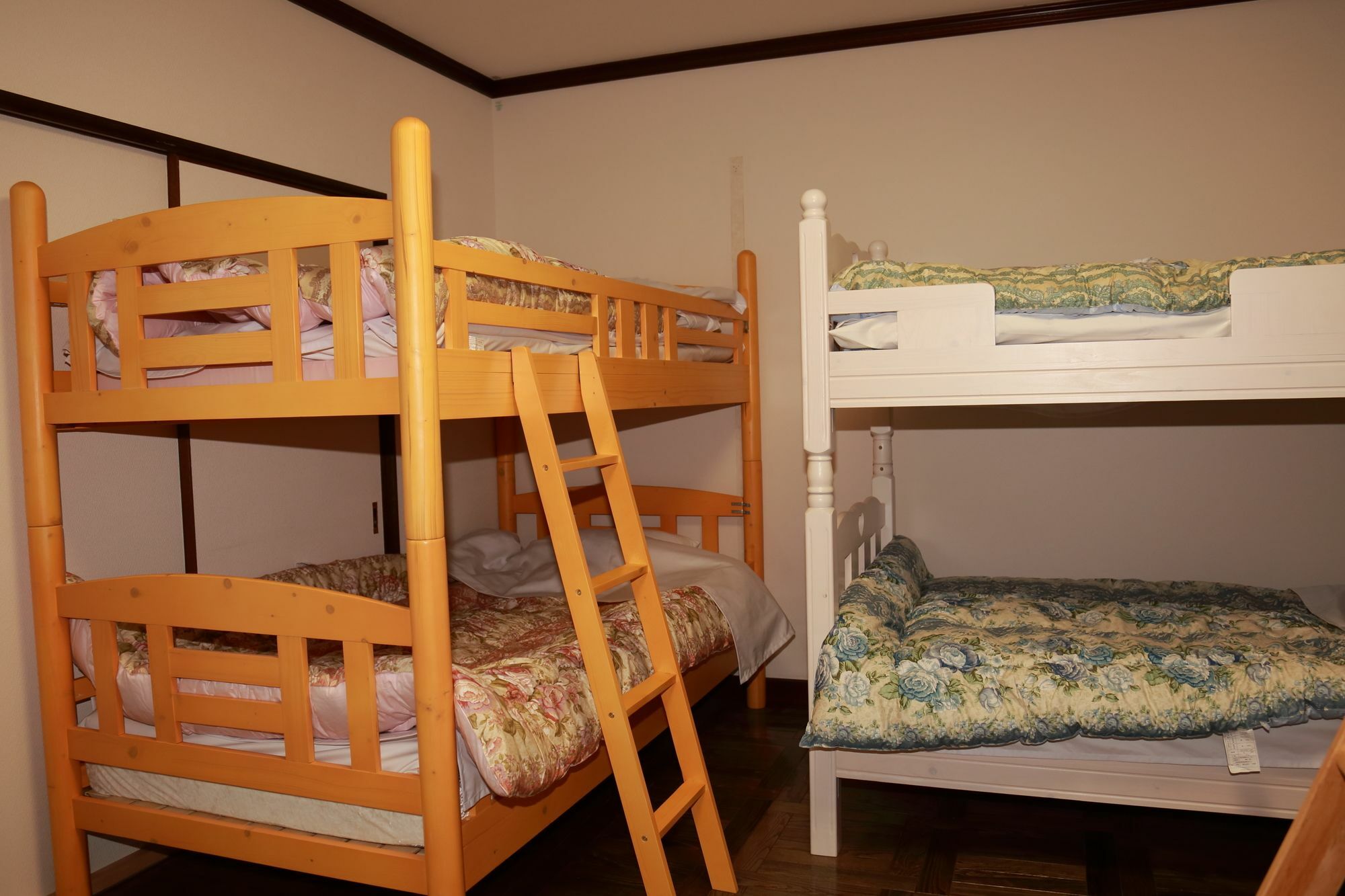Guest House Fun Osaka Bagian luar foto