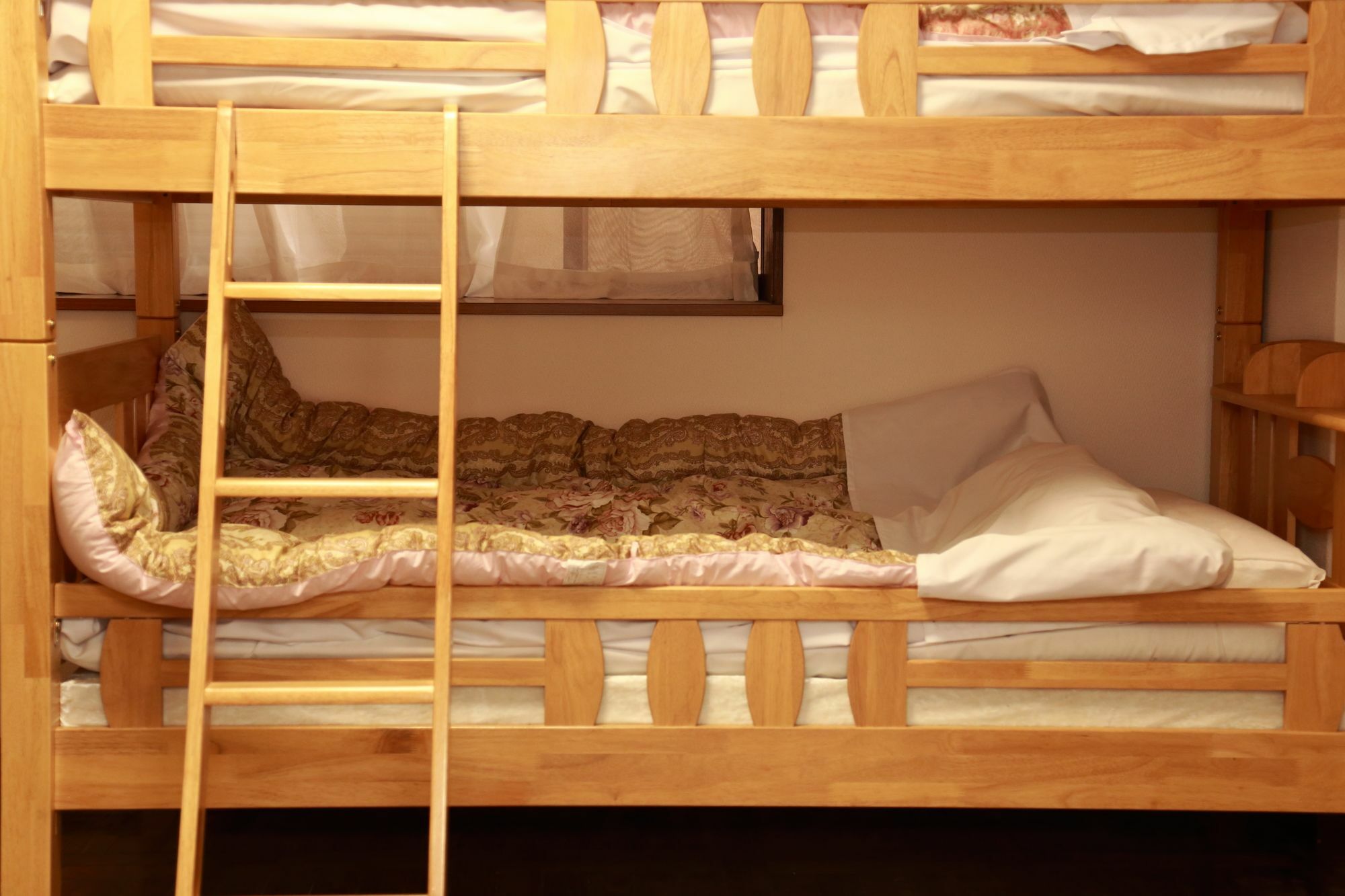 Guest House Fun Osaka Bagian luar foto